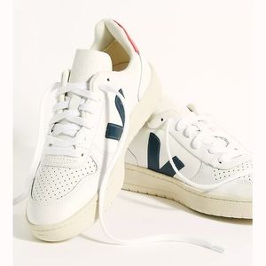 Veja sneakers womens size 8